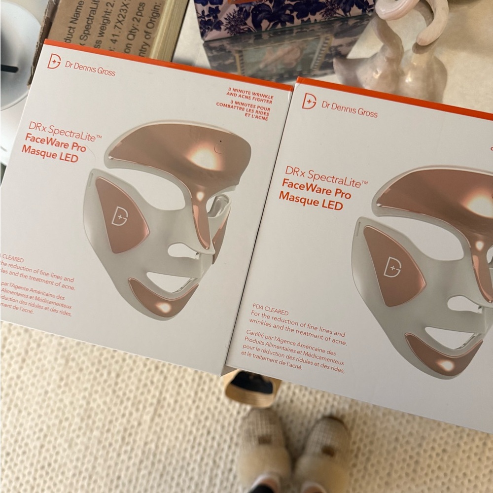 BRAND NEW Dr. Dennis Gross SpectraLite Pro Mask